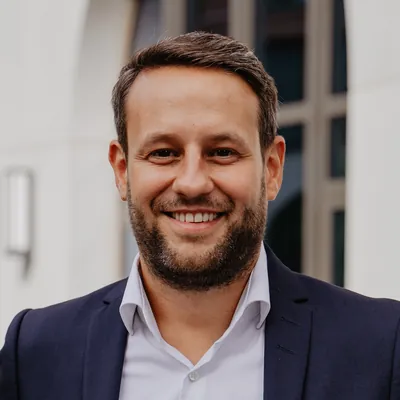 Porträt von Simon Kuhlmann